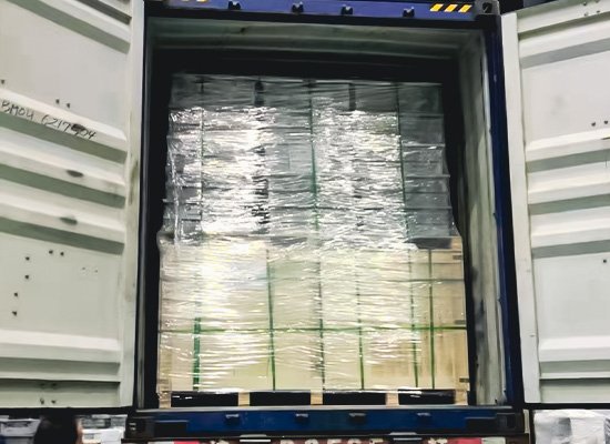 custom-metal-stair-parts-shipping